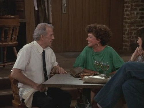 Cheers - S3E6: Coach in Love (1)