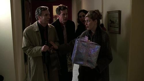 Law & Order: Special Victims Unit - S3E5: Tangled