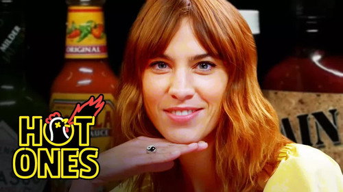 Hot Ones - S4E20: Alexa Chung Fears for Her Life While Eating Spicy Wings
