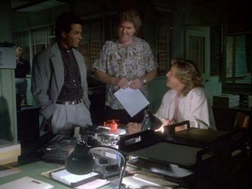 Miami Vice - S5E16: Victims of Circumstance