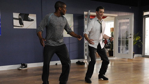 Psych - S5E2: Feet Don't Kill Me Now