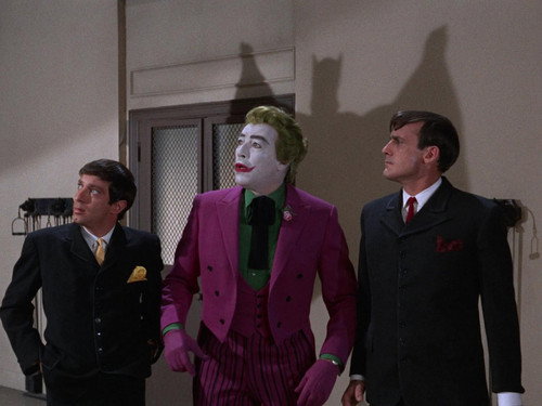 Batman - S1E16: He Meets His Match, The Grisly Ghoul