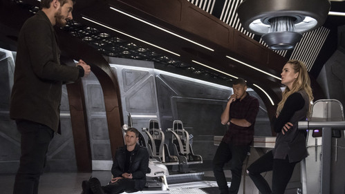 DC's Legends of Tomorrow - S1E3: Blood Ties
