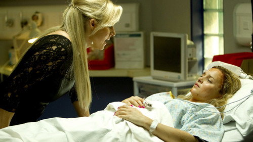 Casualty - S26E23: Love Is