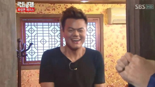 Running Man - S1E92: Running Restaurant (Muui Island)