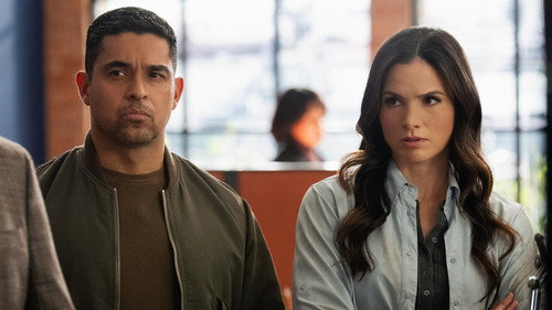 NCIS - S23E16: S.O.S.