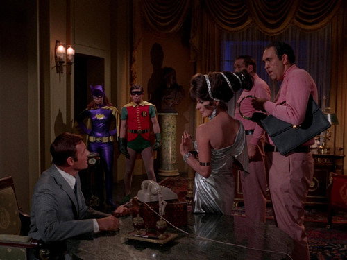 Batman - S3E3: The Wail of the Siren