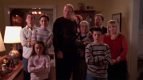 Malcolm in the Middle - S5E14: Malcolm Dates a Family