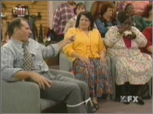 Married... with Children - S11E9: Crimes Against Obesity