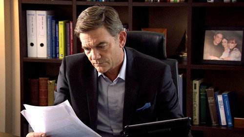 Holby City - S17E7: Flesh and Blood
