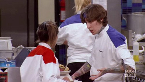 Hell's Kitchen - S9E11: 7 Chefs Compete