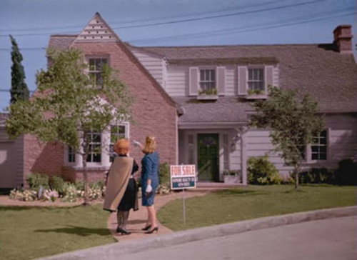 Bewitched - S1E2: Be it Ever So Mortgaged