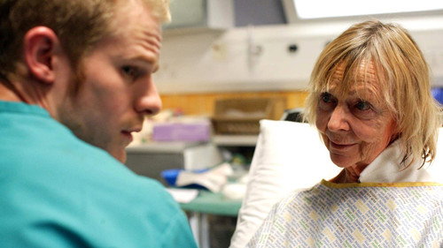 Casualty - S25E5: Into the Fog