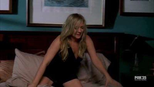 Bones - S2E5: The Truth in the Lye