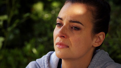 Holby City - S19E1: Into the Abyss