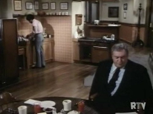 Ironside - S8E3: What's New with Mark?