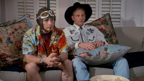 Beverly Hills, 90210 - S5E24: Unreal World