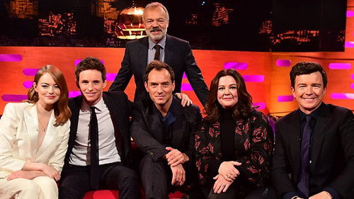 The Graham Norton Show - S24E5: Eddie Redmayne, Jude Law, Melissa McCarthy, Emma Stone, Rick Astley
