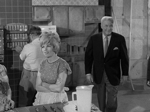 Perry Mason - S9E11: The Case of the Silent Six