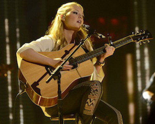 American Idol - S12E22: Top 8 Perform