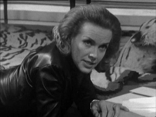 The Avengers - S3E22: The Outside-In Man