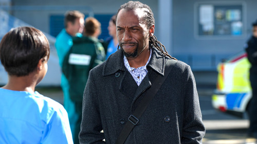 Casualty - S30E5: Belief