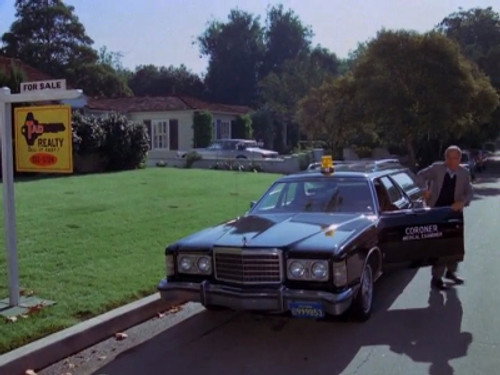 Quincy, M.E. - S8E2: A Ghost of a Chance