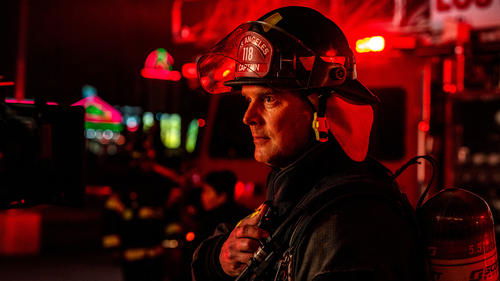 9-1-1 - S2E16: Bobby Begins Again
