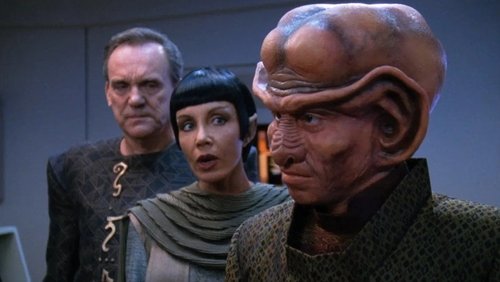 Star Trek: The Next Generation - S6E22: Suspicions