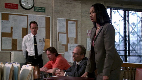 NYPD Blue - S10E18: Marine Life