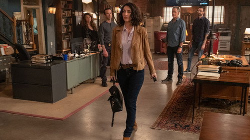 NCIS: New Orleans - S5E16: Survivor