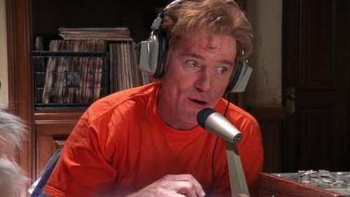 Malcolm in the Middle - S4E15: Garage Sale