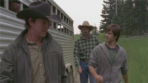 Heartland - S4E9: Local Hero