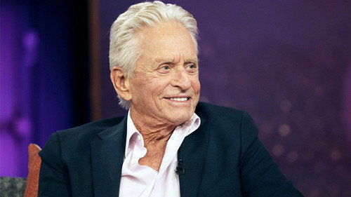 The Kelly Clarkson Show - S5E119: Michael Douglas, Sunny Choi, Victor Montalvo, Ernest