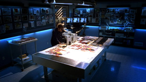 CSI: Crime Scene Investigation - S6E20: Poppin' Tags