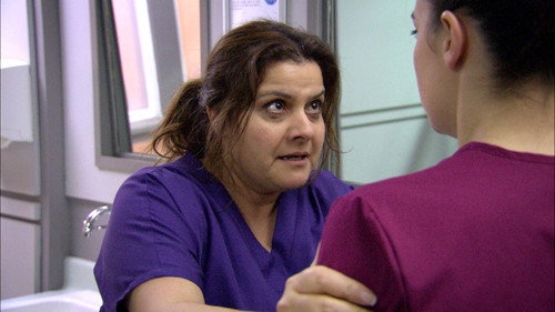 Holby City - S17E31: Lifelines