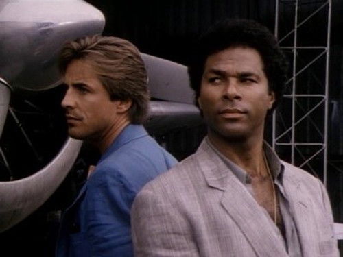 Miami Vice - S1E15: Smuggler's Blues