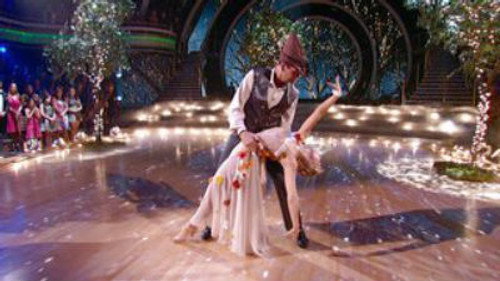 Dancing with the Stars - S19E5: Week 3: Movie Night with Kevin Hart