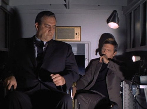 Ironside - S1E20: The Lonely Hostage