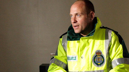 Casualty - S25E15: What Lies Beneath