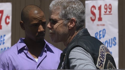 Sons of Anarchy - S2E2: Small Tears