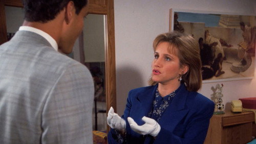 Beverly Hills, 90210 - S4E15: Somewhere in the World It's Christmas