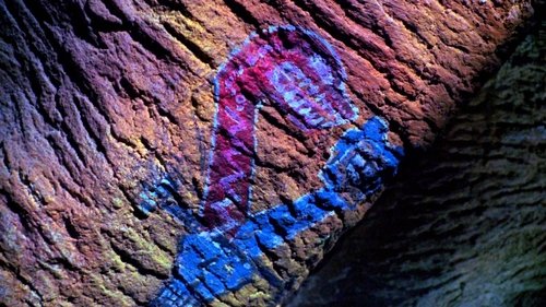 Smallville - S2E10: Skinwalker