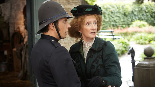 Murdoch Mysteries - S6E11: Lovers in a Murderous Time