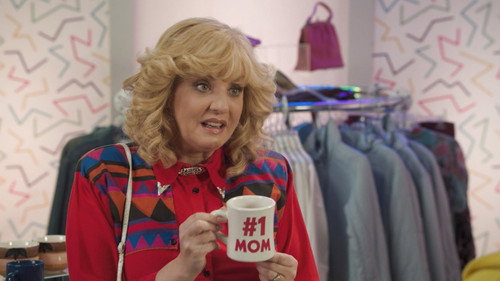 The Goldbergs - S9E21: One Exquisite Evening With Madonna