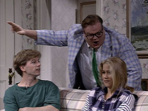 Saturday Night Live - S18E19: Christina Applegate/Midnight Oil
