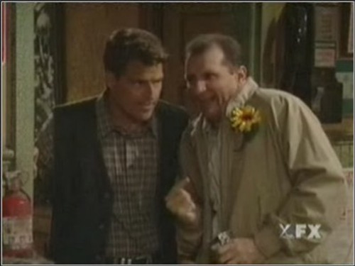 Married... with Children - S11E2: Children of the Corns
