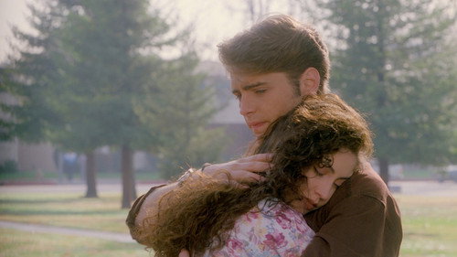 Beverly Hills, 90210 - S1E14: East Side Story
