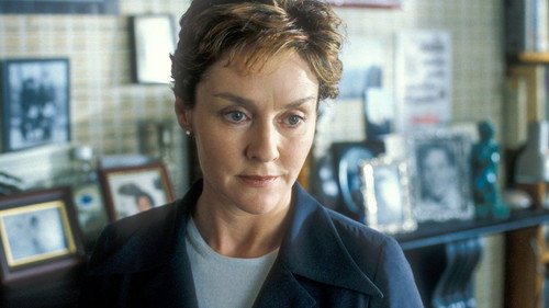 Silent Witness - S5E2: The World Cruise (2)