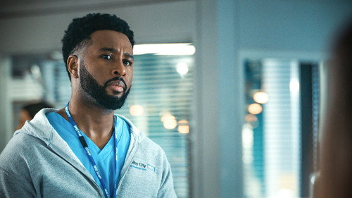 Holby City - S23E12: Episode 12